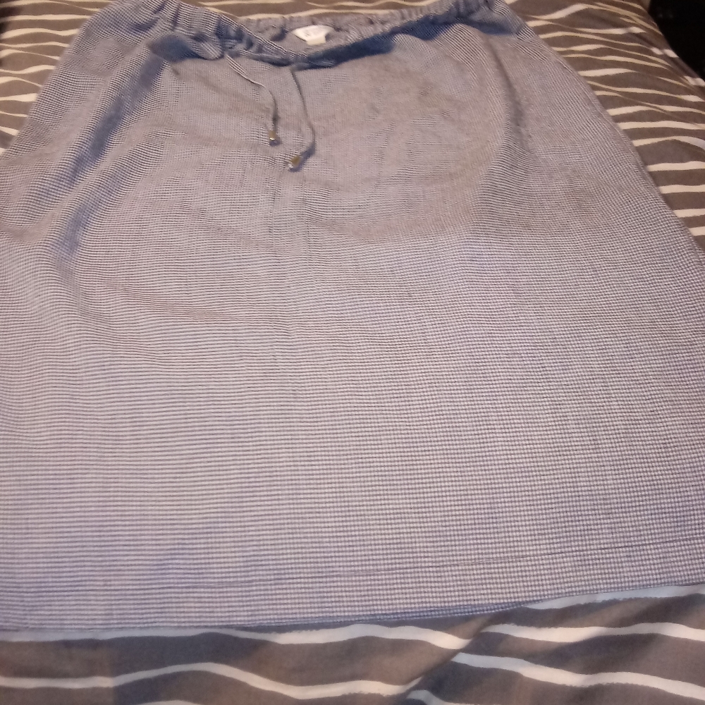 Skirt - Picture 3 of 3